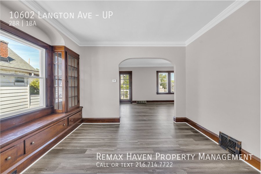 10602 Langton Ave | UP, Garfield Hts. - Spacious 2-bed 1-bath multi-fa property image