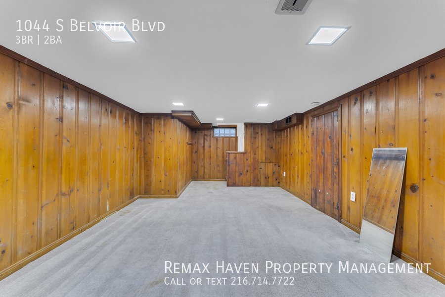 1044 S. Belvoir Blvd, South Euclid - Spacious 3-bed 1.5-bath single-fa property image