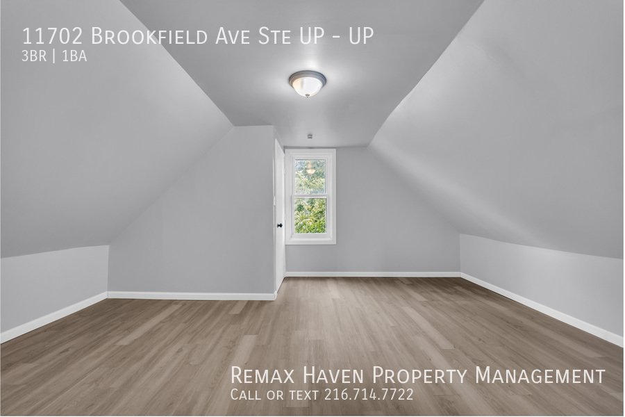 11702 Brookfield Ave | UP, Cleveland - Spacious 3-bed 1-bath multi-fam property image