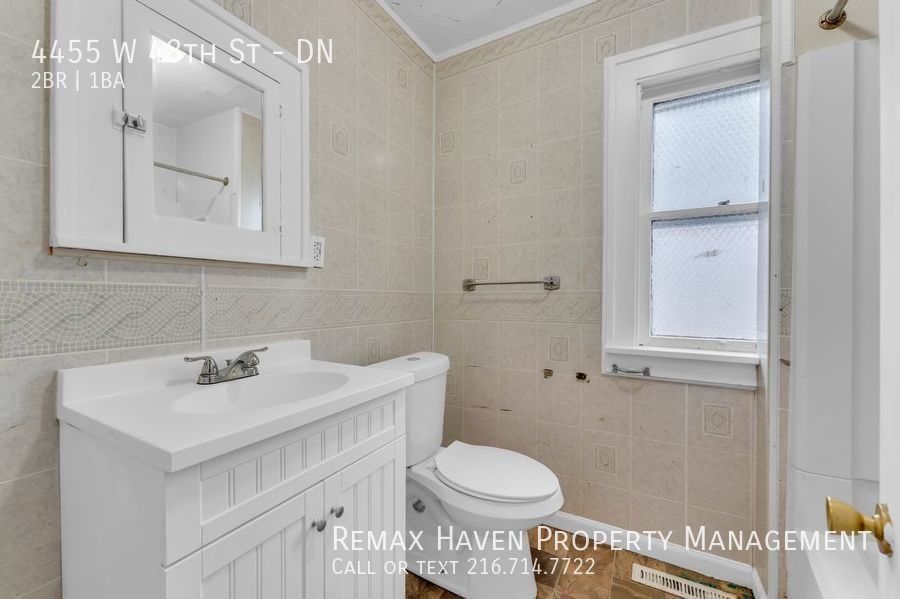 4455 W 48th St Dn. Cleveland, Oh - Spacious 2 bed 1 bath unit! property image