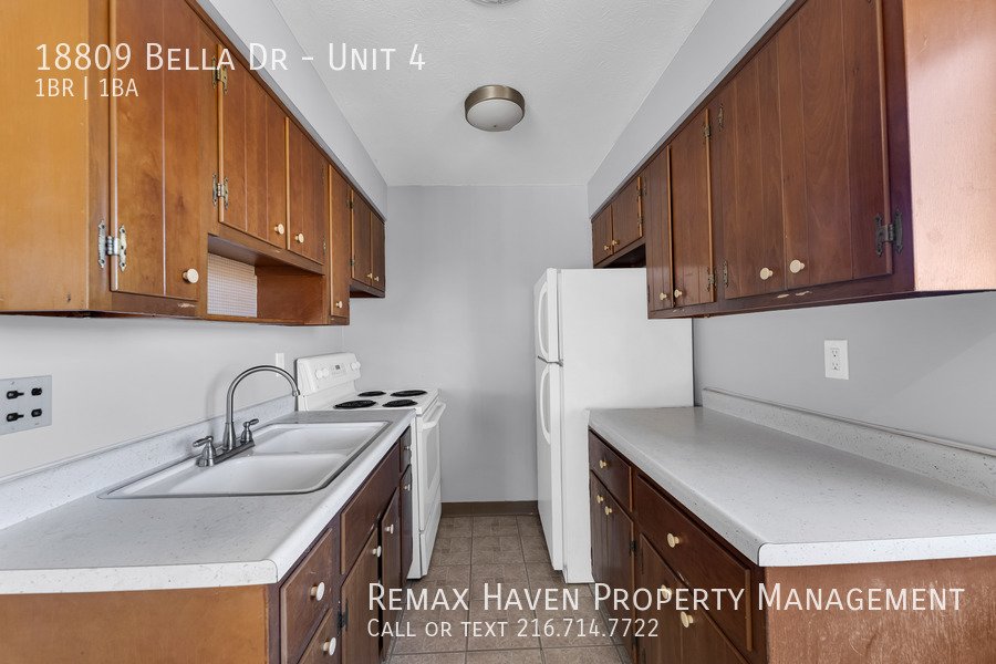 18809 Bella Ave | Apt #4, Cleveland - Spacious 1 bed 1 bath apartment! property image