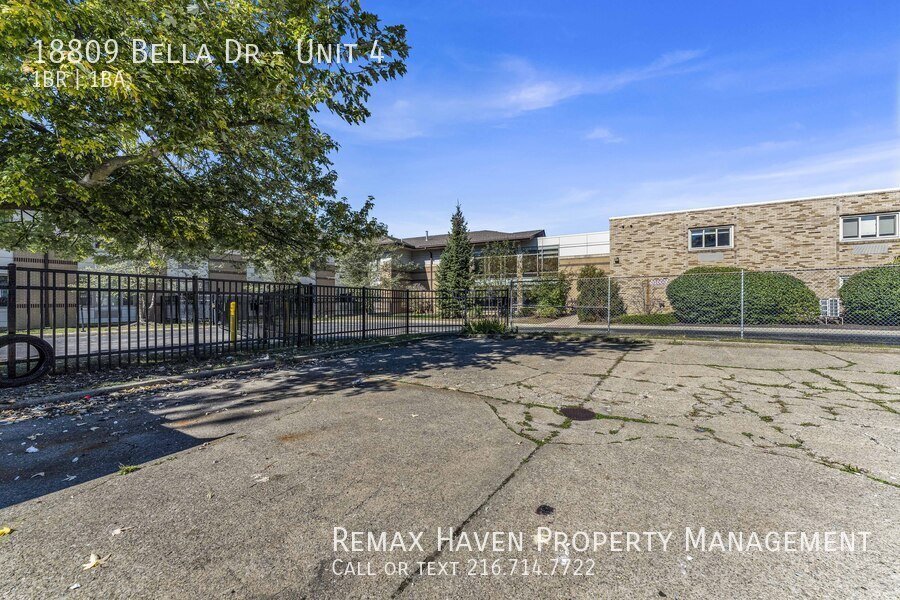 18809 Bella Ave | Apt #4, Cleveland - Spacious 1 bed 1 bath apartment! property image