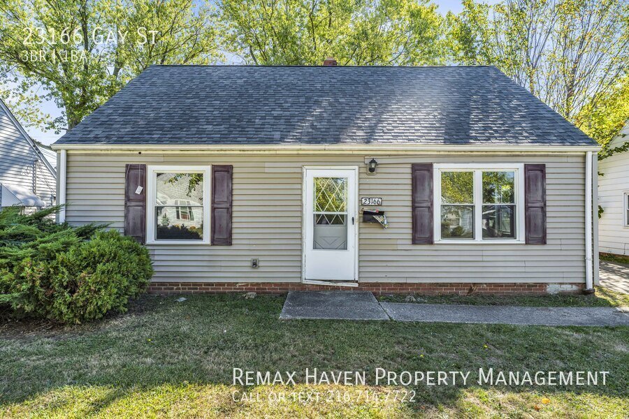 23166 Gay St, Euclid - Spacious 3-bed 1-bath single-family home! property image
