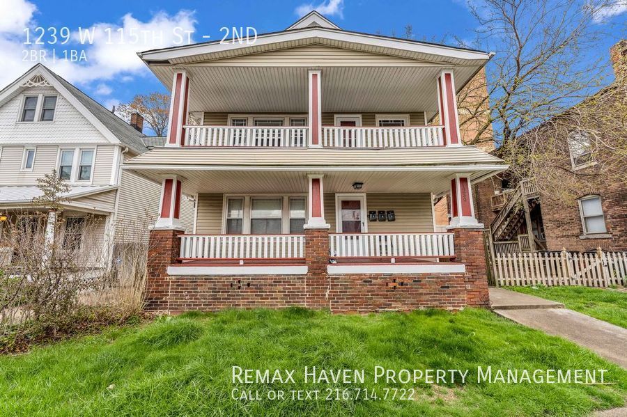 1239 W 115th St 2nd Floor, Cleveland -  Stunning 2 bed 1 bath multi fa property image