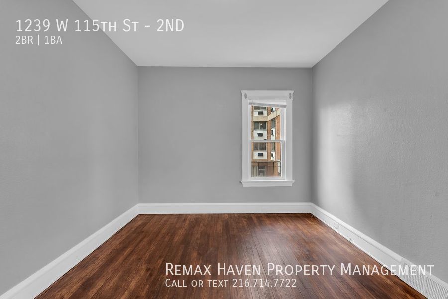 1239 W 115th St 2nd Floor, Cleveland -  Stunning 2 bed 1 bath multi fa property image