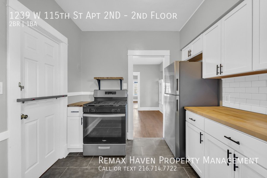 1239 W 115th St | Unit 2, Cleveland - Spacious 2-bed 1-bath multi-fami property image
