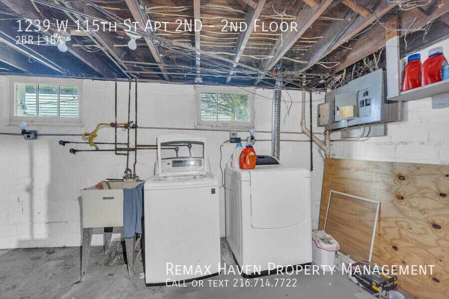 1239 W 115th St | Unit 2, Cleveland - Spacious 2-bed 1-bath multi-fami property image