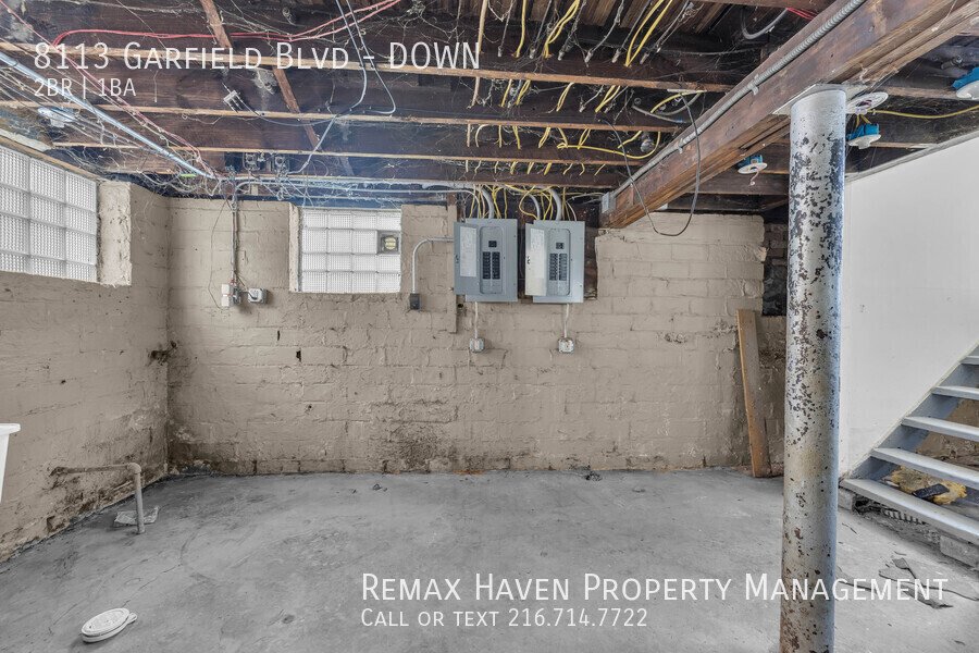 8113 Garfield Blvd | DN, Garfield Heights - Spacious 2-bed 1-bath mult property image