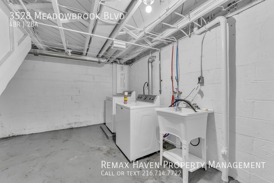 3528 Meadowbrook Blvd, Cleveland Heights - Spacious 4-bed 2-bath singl property image