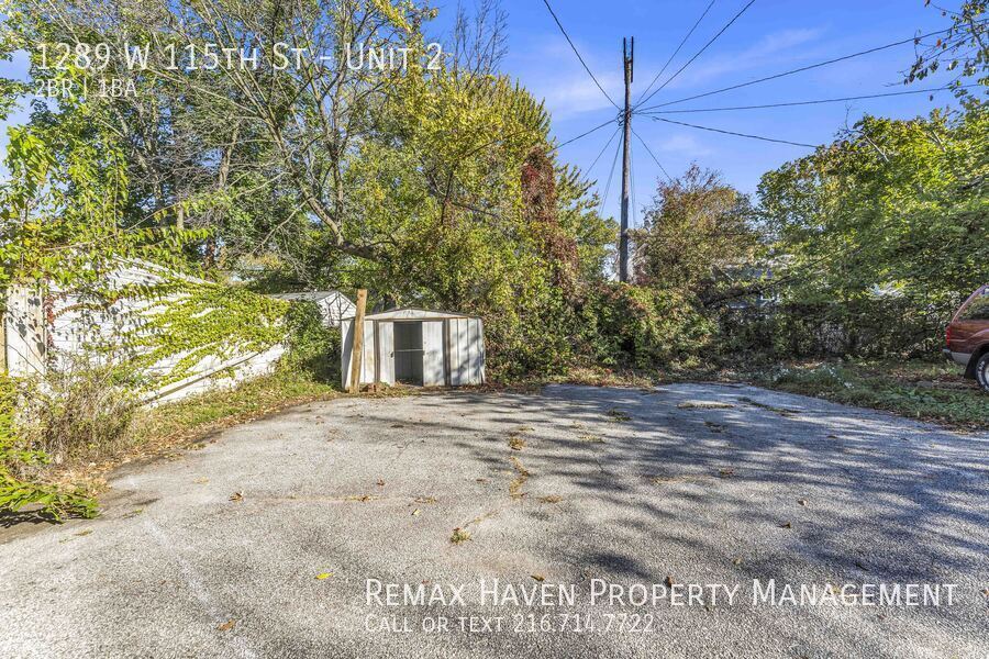 1289 W 115th St | Unit 2, Cleveland - Spacious 2-bed 1-bath multi-fami property image