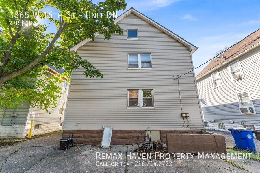 3865 W 16th St | DN, Cleveland - Spacious 2-bed 1-bath multi-family ho property image