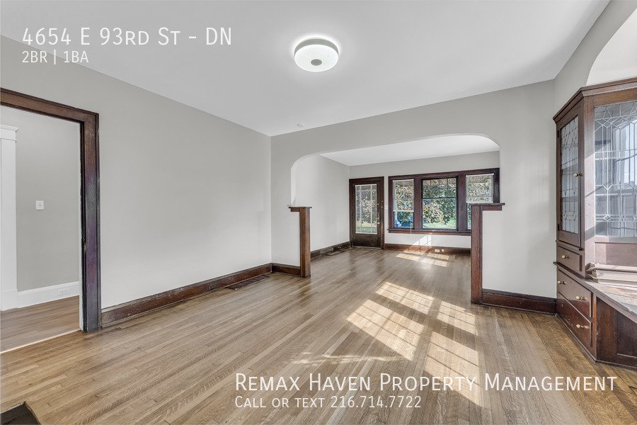 4654 E 93rd St | DN, Garfield Heights- Spacious 2-bed 1-bath multi-fam property image