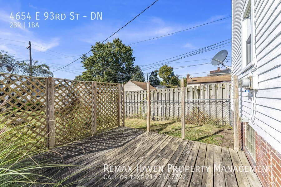4654 E 93rd St | DN, Garfield Heights- Spacious 2-bed 1-bath multi-fam property image