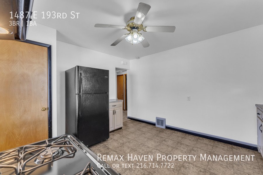 1487 E 193rd St, Euclid - Spacious 3-bed 1-bath single-family home! property image