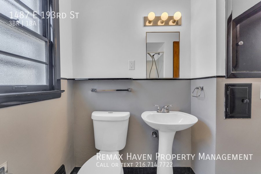 1487 E 193rd St, Euclid - Spacious 3-bed 1-bath single-family home! property image