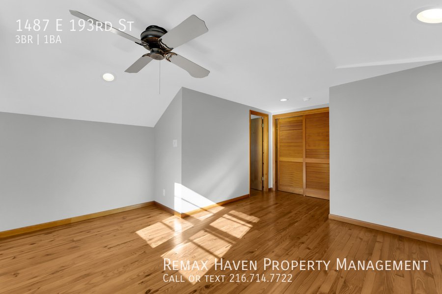 1487 E 193rd St, Euclid - Spacious 3-bed 1-bath single-family home! property image