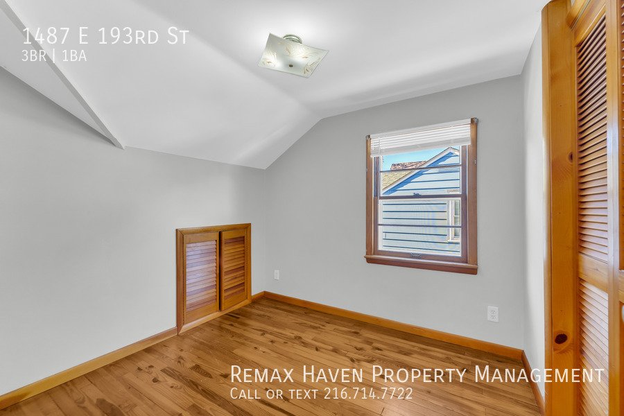 1487 E 193rd St, Euclid - Spacious 3-bed 1-bath single-family home! property image