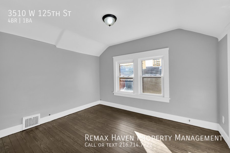 3510 W 125th St, Cleveland - Spacious 4-bed 1-bath single-family home! property image