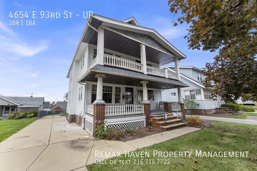 4654 E 93rd St | UP, Garfield Heights - Spacious 2-bed 1-bath multi-fa property image