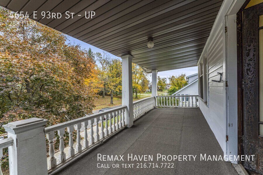 4654 E 93rd St | UP, Garfield Heights - Spacious 2-bed 1-bath multi-fa property image