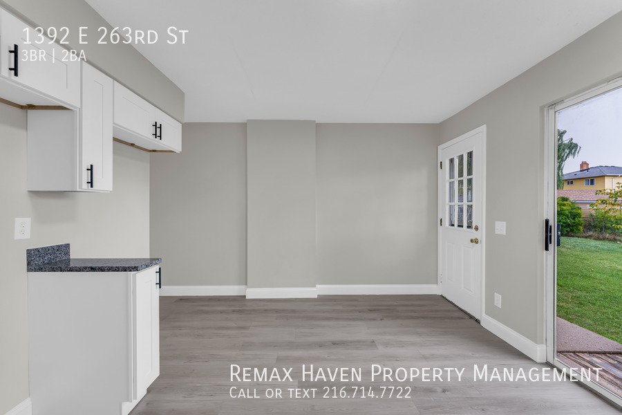 1392 E 263rd St, Euclid - Spacious 3-bed 1.5-bath single-family home! property image