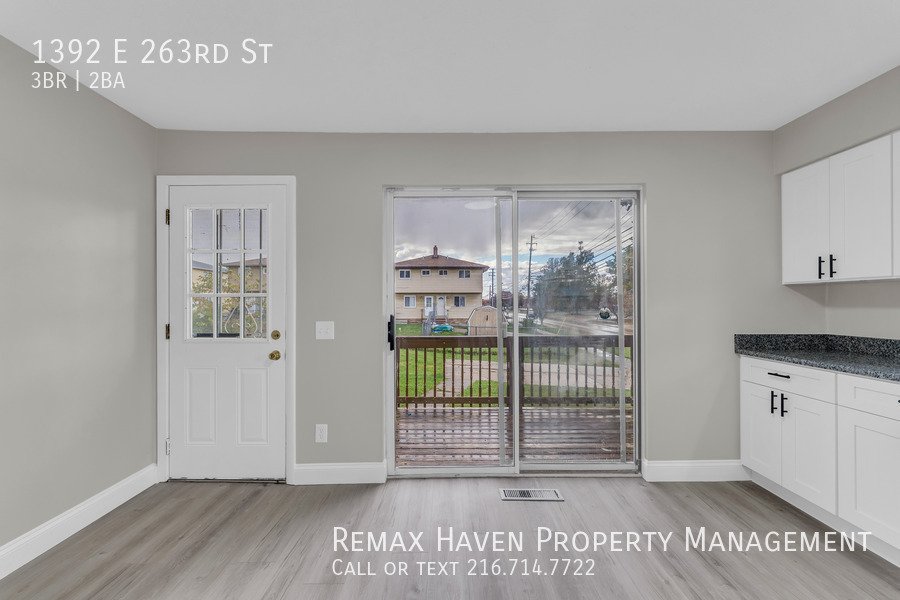 1392 E 263rd St, Euclid - Spacious 3-bed 1.5-bath single-family home! property image