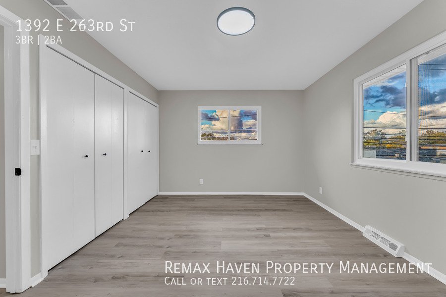 1392 E 263rd St, Euclid - Spacious 3-bed 1.5-bath single-family home! property image