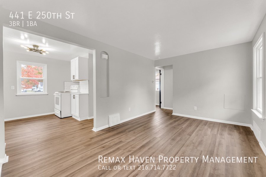441 E 250th St, Euclid - Spacious 3-bed 1-bath single-family home! property image