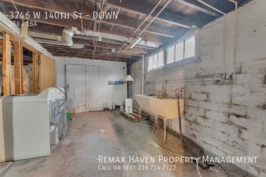 3746 W 140th St | DN, Cleveland - Spacious 2-bed 1-bath multi-family h property image