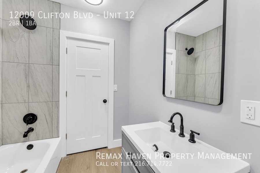 12009 Clifton Blvd | Apt#12, Lakewood - Spacious 2-bed 1-bath apartmen property image