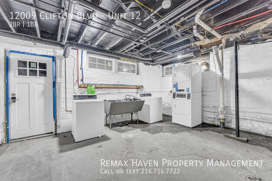 12009 Clifton Blvd | Apt#12, Lakewood - Spacious 2-bed 1-bath apartmen property image