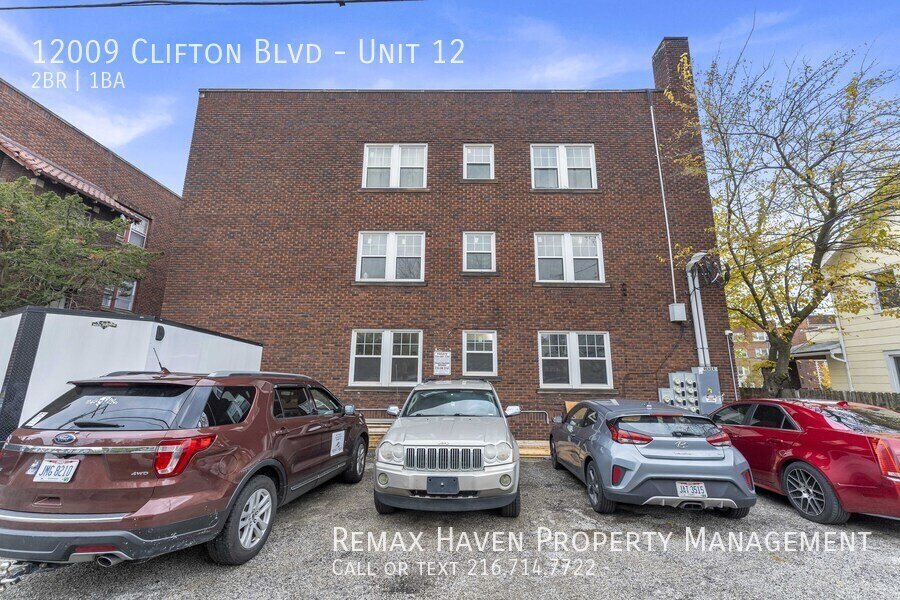 12009 Clifton Blvd | Apt#12, Lakewood - Spacious 2-bed 1-bath apartmen property image
