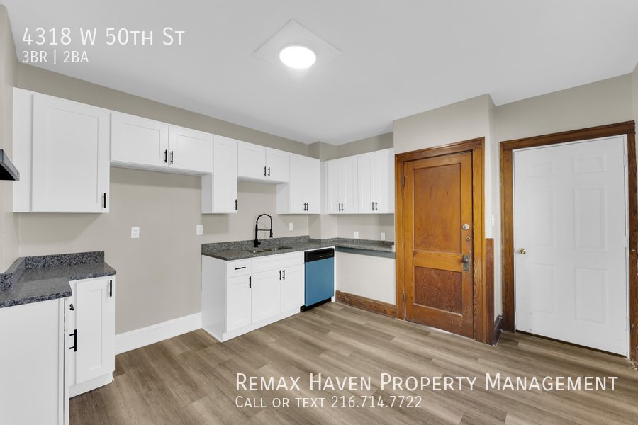 4318 W 50th St, Cleveland - Spacious 3-bed 1.5-bath single-family home property image