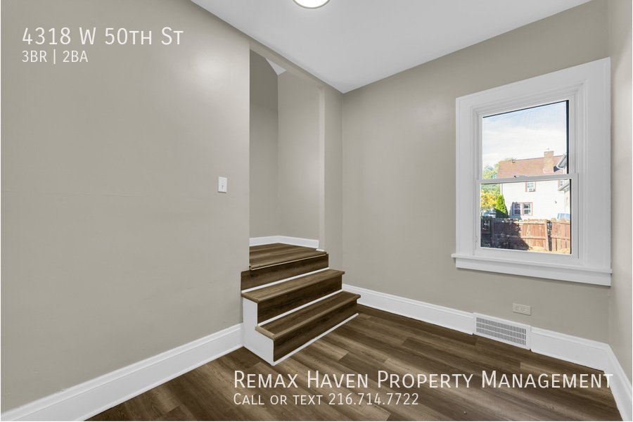 4318 W 50th St, Cleveland - Spacious 3-bed 1.5-bath single-family home property image
