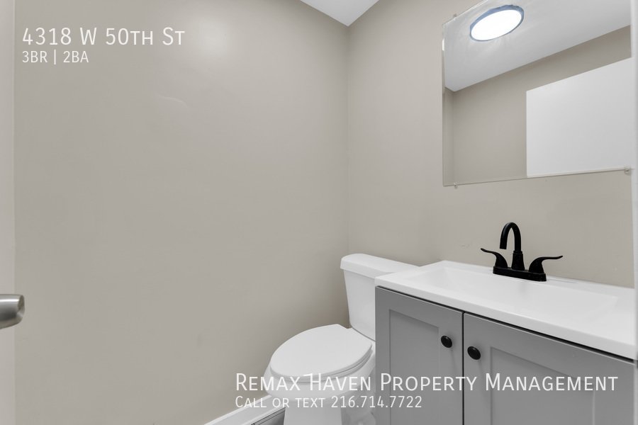 4318 W 50th St, Cleveland - Spacious 3-bed 1.5-bath single-family home property image