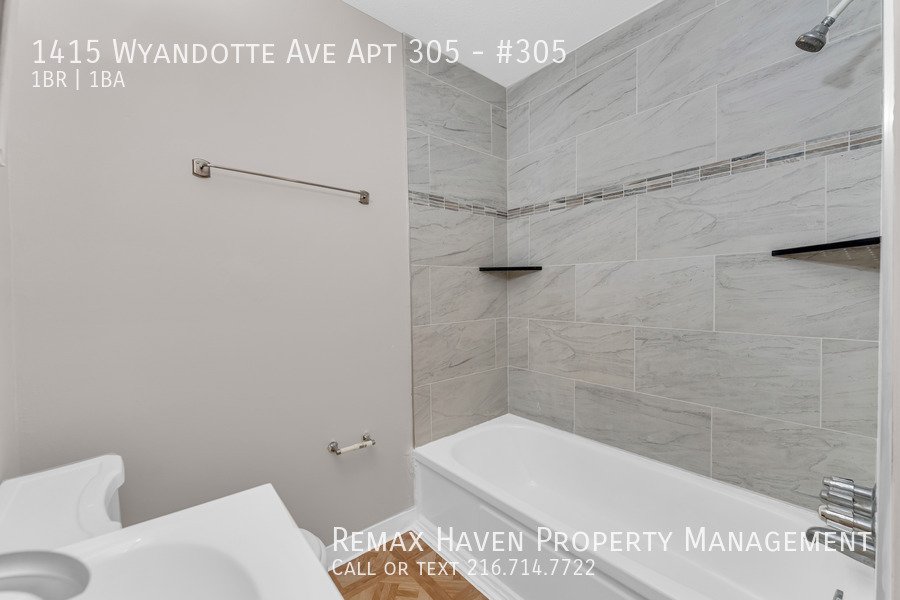 1415 Wyandotte Ave | Unit 305, Lakewood - Spacious 1-bed 1-bath apartm property image