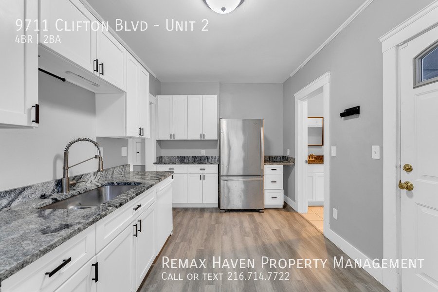 9711 Clifton Blvd | Unit 2, Cleveland - Spacious 4-bed 1.5-bath multi- property image