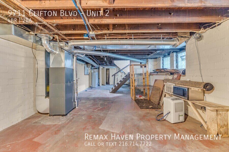 9711 Clifton Blvd | Unit 2, Cleveland - Spacious 4-bed 1.5-bath multi- property image