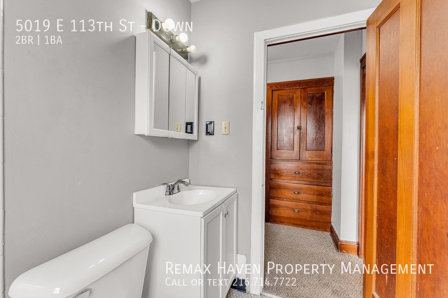 5019 E 113th St | DN, Garfield Hts - Spacious 2-bed 1-bath multi-famil property image