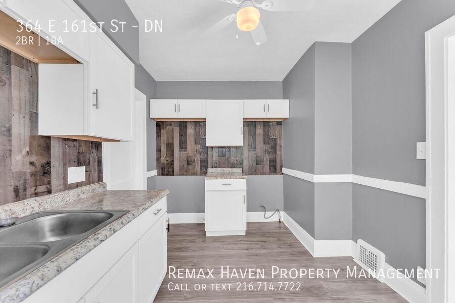 364 E 161st St | DN, Cleveland - Spacious 2 bed 1 bath multi-family home! property image