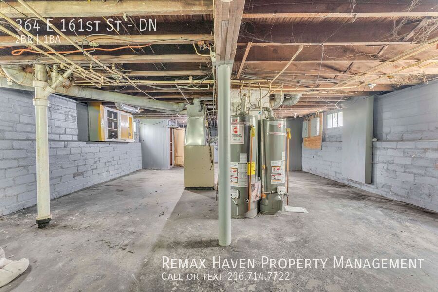 364 E 161st St | DN, Cleveland - Spacious 2 bed 1 bath multi-family home! property image