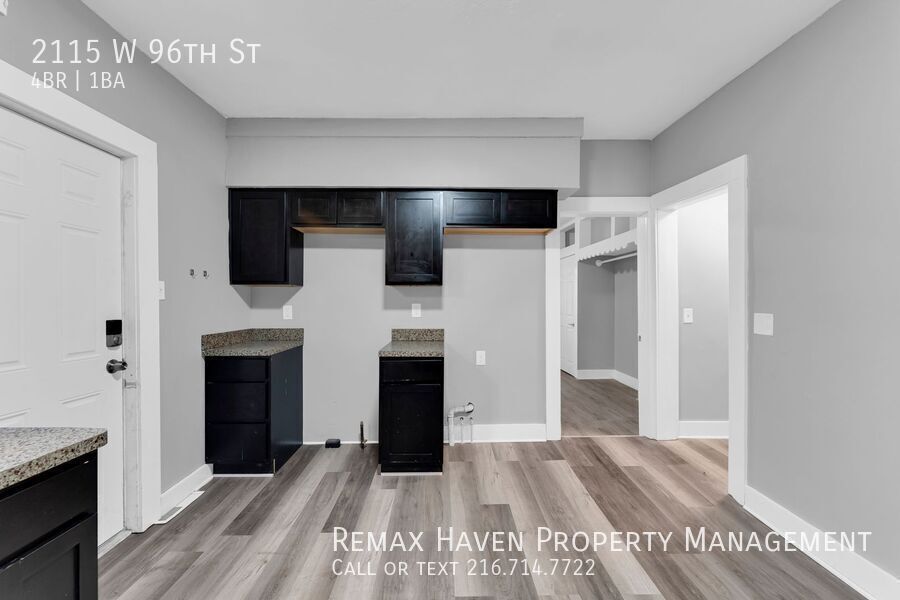 2115 W 96th St, Cleveland - Spacious 4-bed 1-bath single-family home! property image