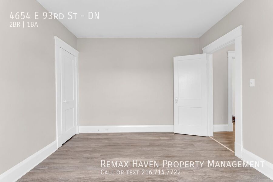 4654 E 93rd St | DN, Garfield Heights- Spacious 2-bed 1-bath multi-family home! property image