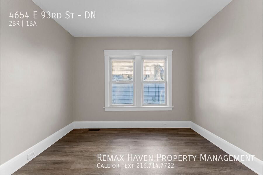 4654 E 93rd St | DN, Garfield Heights- Spacious 2-bed 1-bath multi-family home! property image