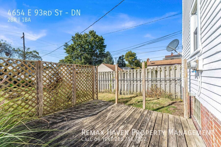 4654 E 93rd St | DN, Garfield Heights- Spacious 2-bed 1-bath multi-family home! property image