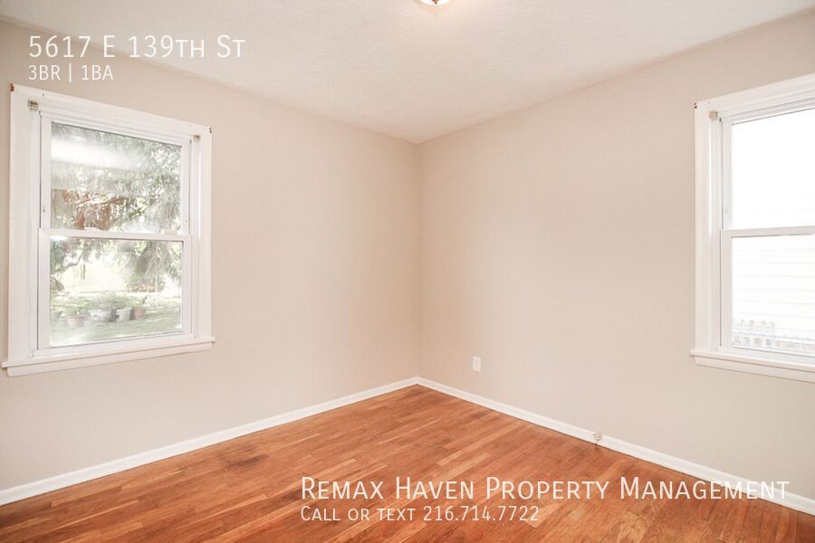 5617 E 139th St, Garfield Heights - Spacious 3-bed 1-bath single-family home! property image