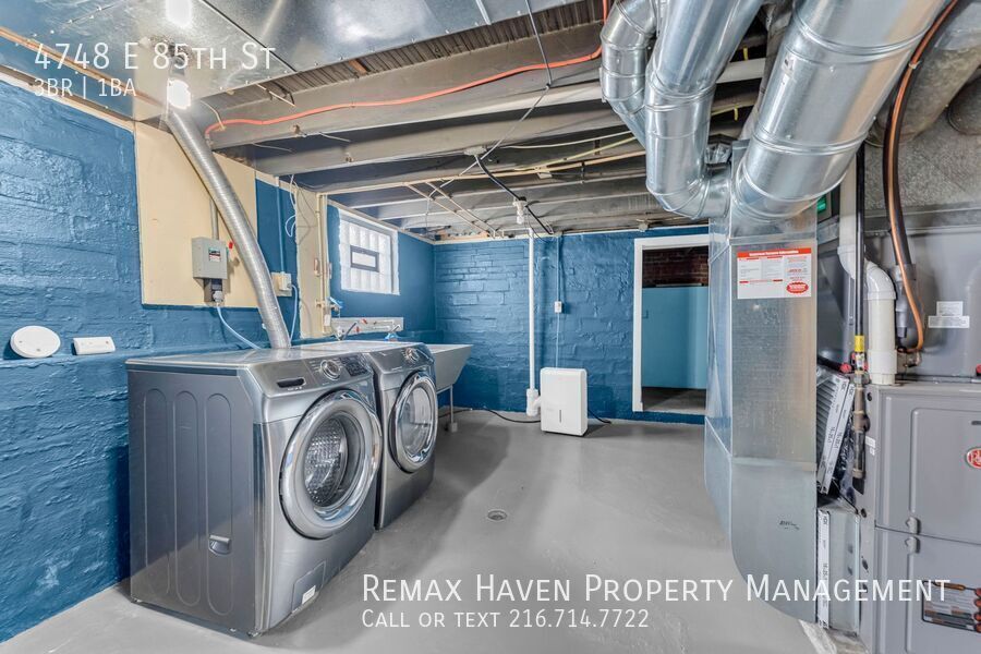 4748 E 85th St, Garfield Heights - Spacious 3-bed 1-bath single-family home! property image