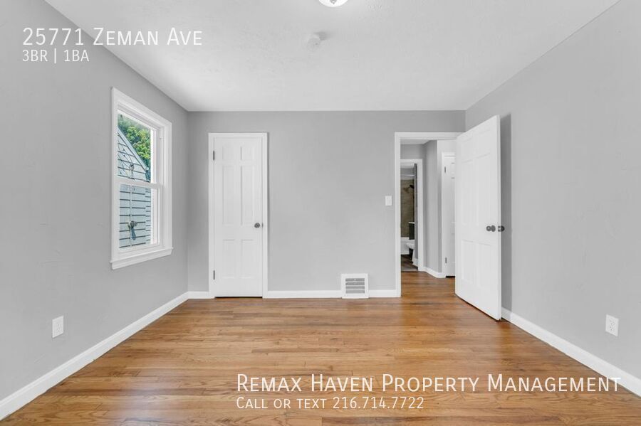 25771 Zeman Ave, Euclid-  Stunning 3 bed,1 bath single family home property image