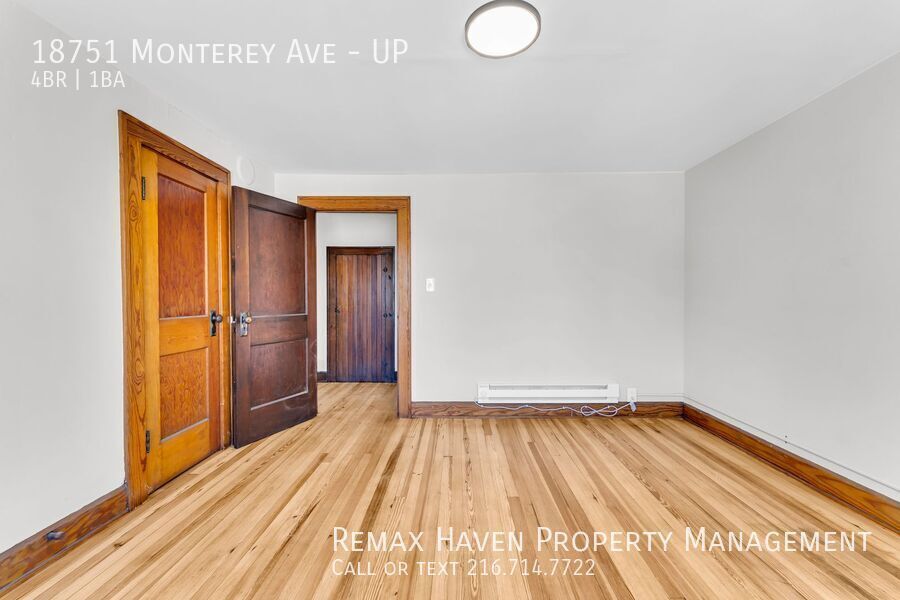 18751 Monterey Ave| UP, Euclid - Spacious 4-bed 1-bath multi-family home! property image