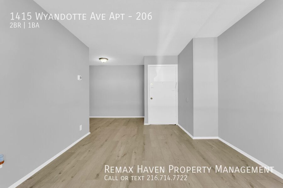 1415 Wyandotte Ave | #206, Lakewood - Spacious 2-bed 1-bath multi-family home! Heat Included! property image